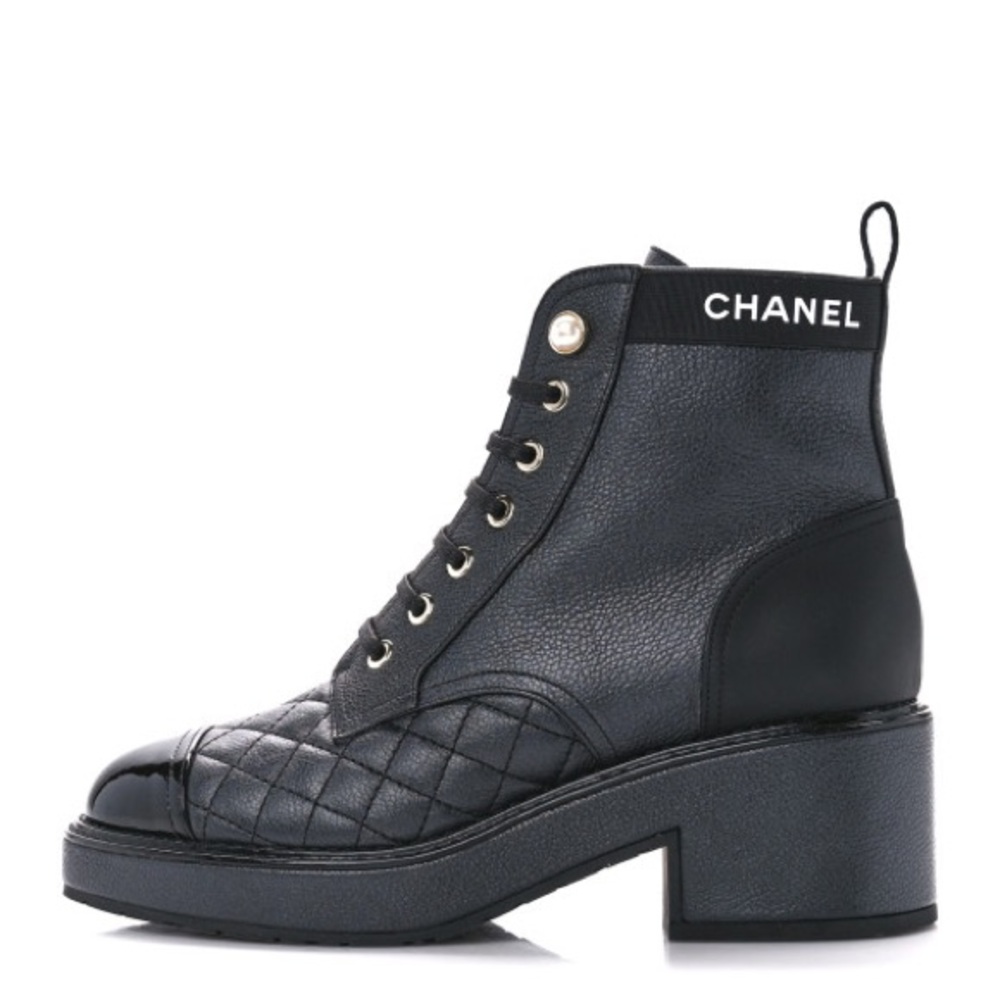 CHANEL lace up boots from F/W 2021 Size 37 booties calfskin patent combat